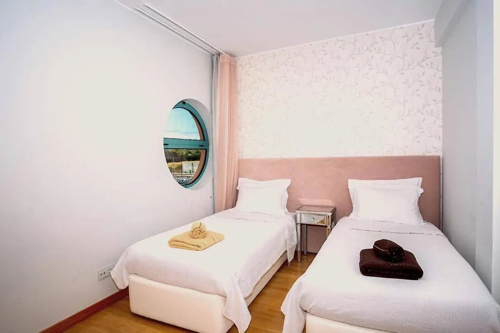 Marina Design T2 Apartment Albufeira